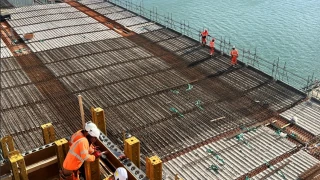 Lowestoft Gull Wing Bridge - image 8